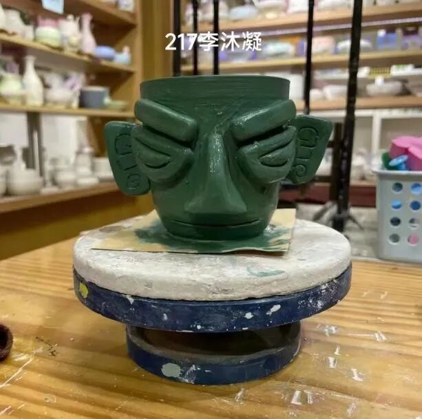 幸福课程 | 仿千古历史文物 感中华文明魅力——益智中学七年级青铜器、陶器制造与甲骨文书写比赛