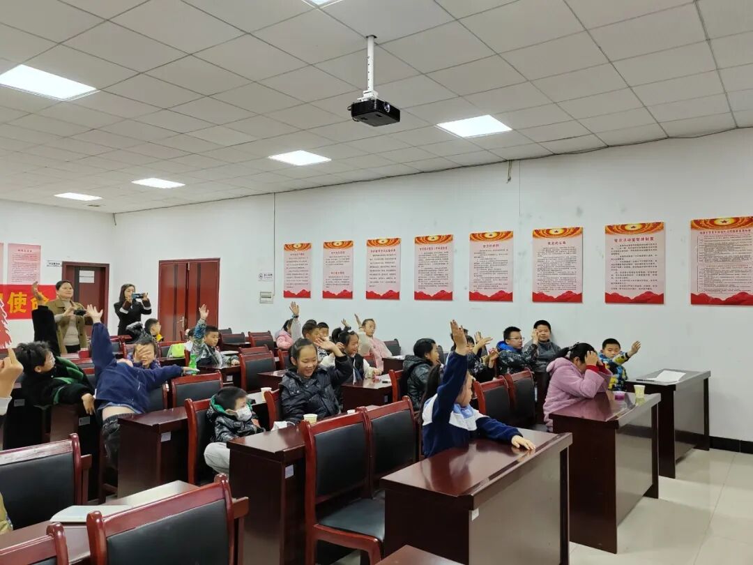 党建工作 | 湘潭市益智中学党总支开展第二期 “党建引领扬清风 美妙课堂暖社区”活动