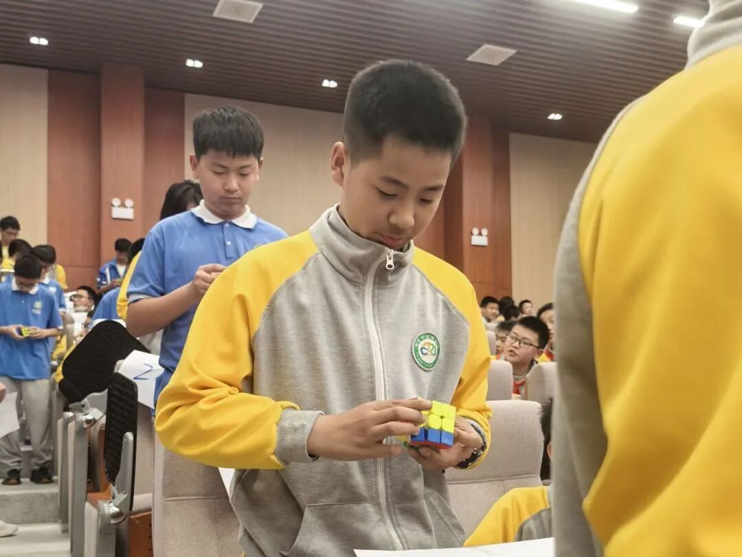 智慧π对·挑战最强大脑 ——湘潭市益智中学举办第二届数学节