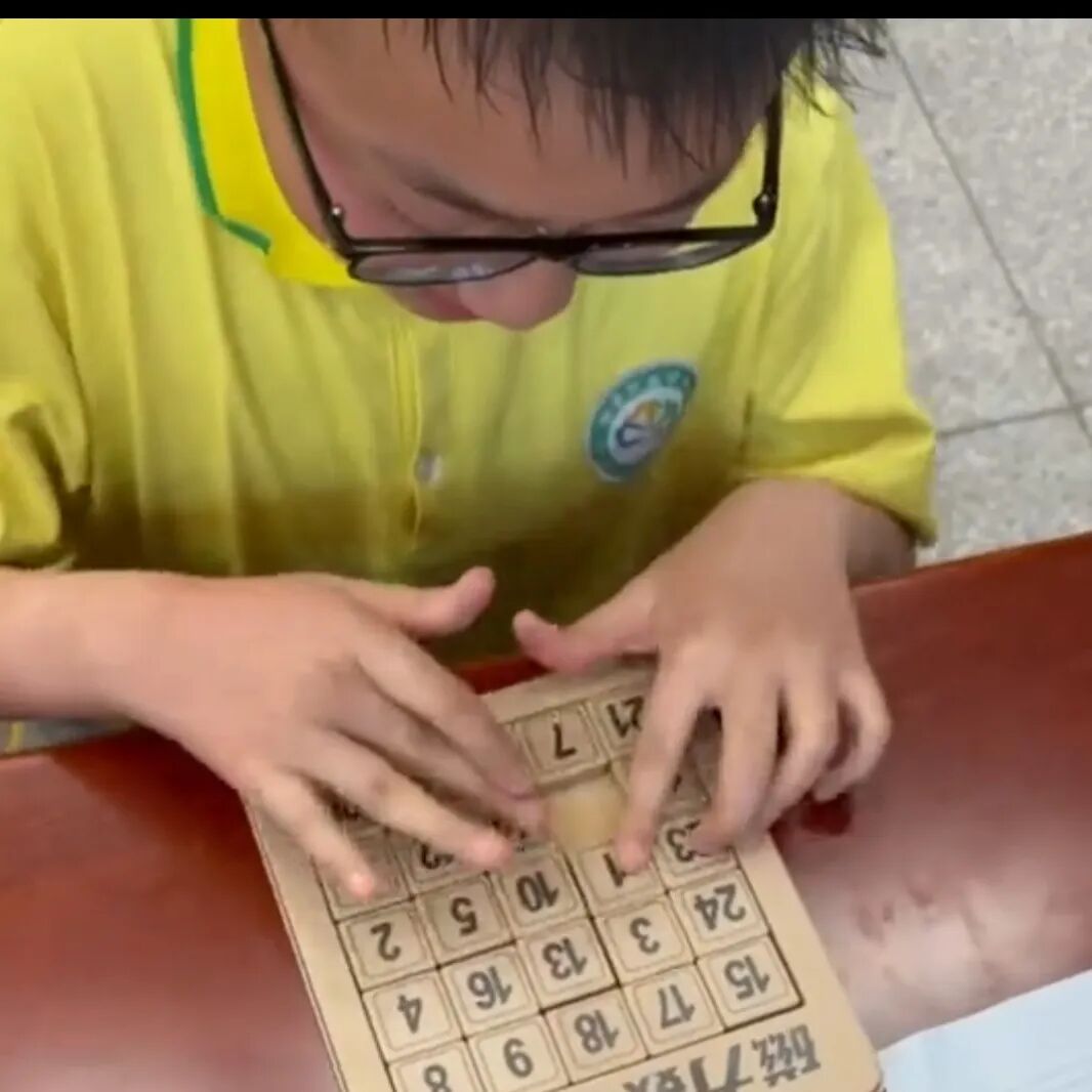 智慧π对·挑战最强大脑 ——湘潭市益智中学举办第二届数学节