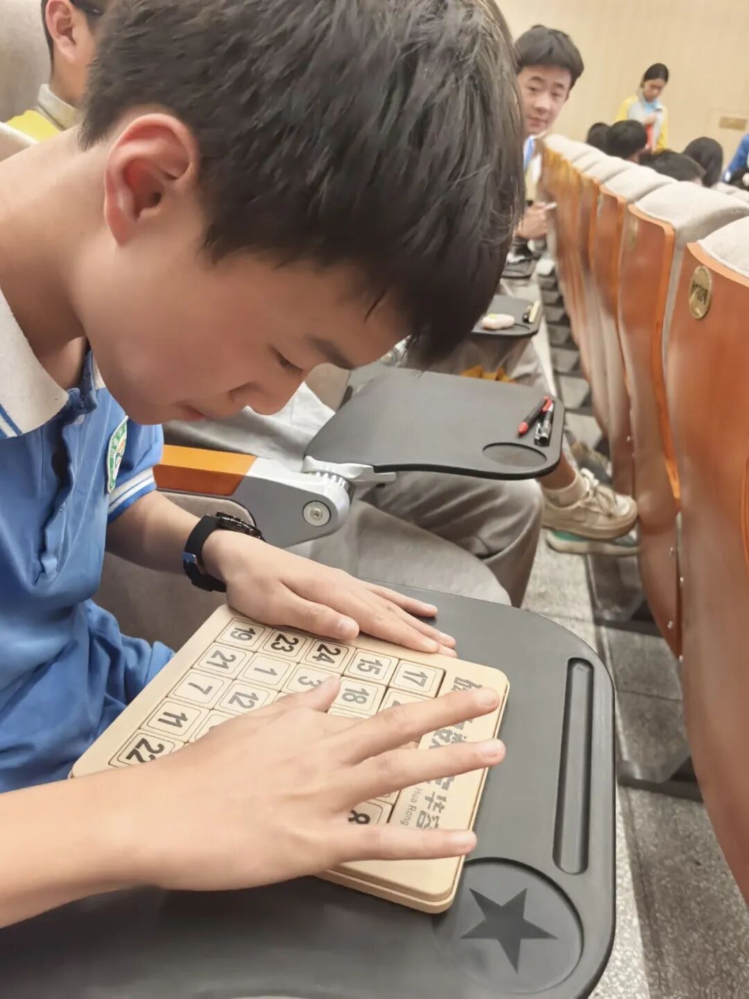 智慧π对·挑战最强大脑 ——湘潭市益智中学举办第二届数学节