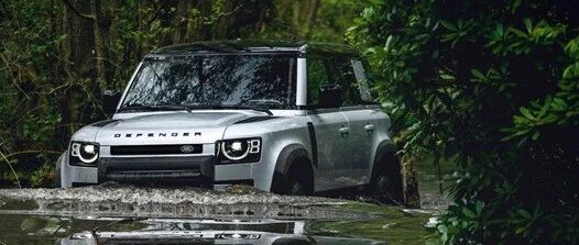 全新一代路虎卫士实车体验：越野性能再进化，气势凶过奔驰G级