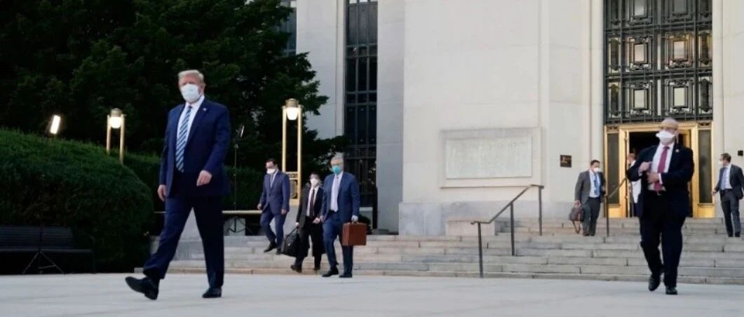 特朗普出院，美股大涨收复周五失地！A股业绩预亏公司名单出炉，4股预亏超10亿