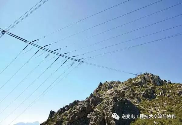 耐张塔和直线塔_楔形绝缘耐张线夹组装_耐张塔