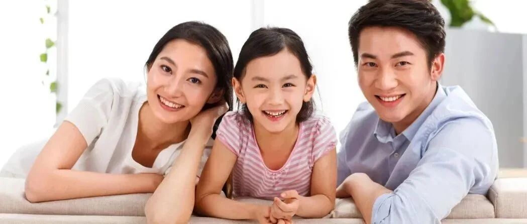 最失败的家庭教育，就是拼命的父母，正在全力以赴培养不上进的孩子