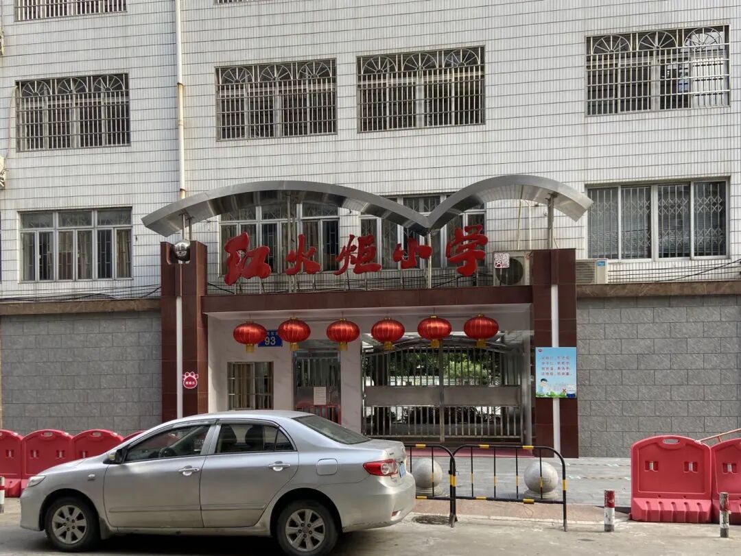 单价8.5万/㎡，越秀粤泰荣廷府100-169㎡三至四房！