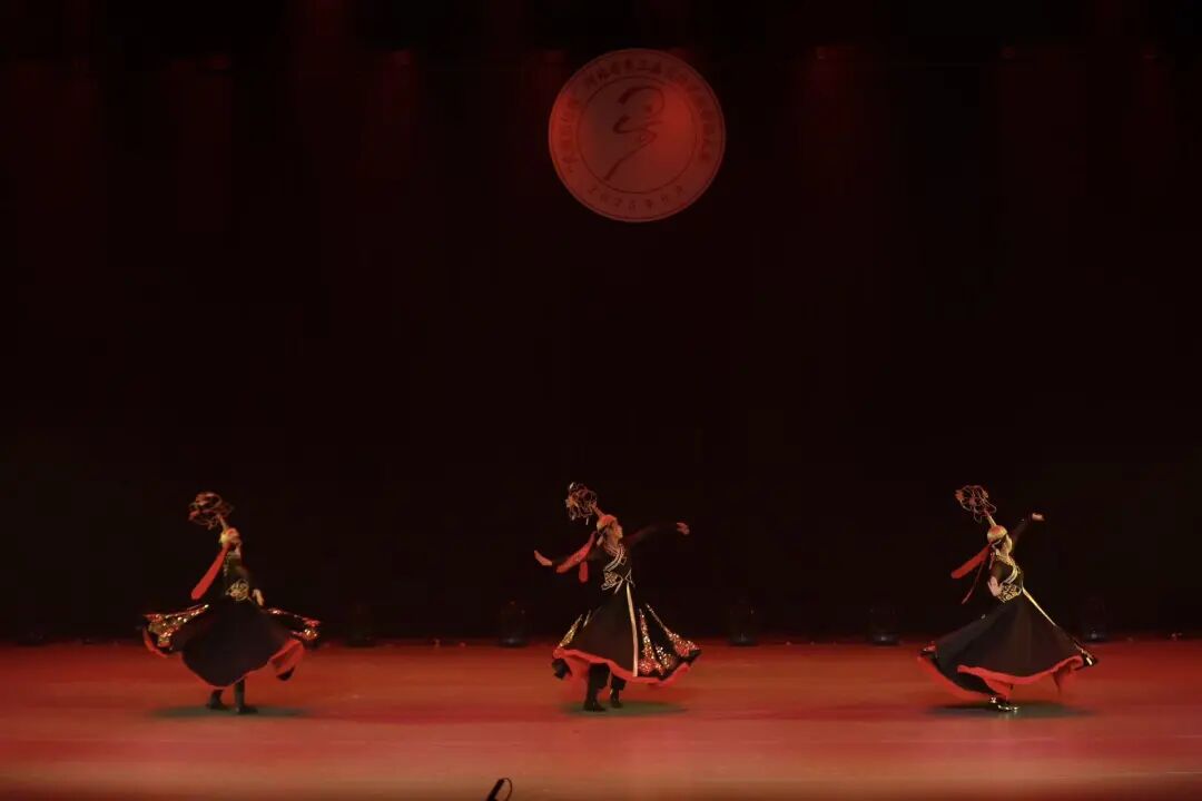 【团团速递】喜报 —— 牛牛游戏获“民族团结杯”河北省第三届高校民族舞蹈大赛多项奖项