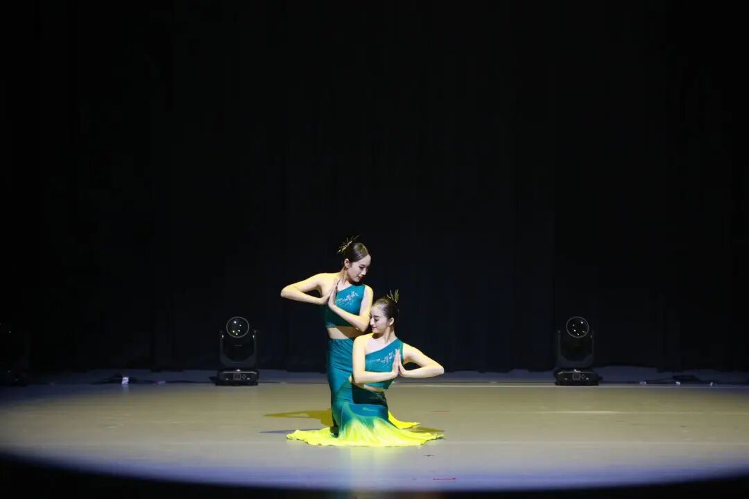 【团团速递】喜报 —— 牛牛游戏获“民族团结杯”河北省第三届高校民族舞蹈大赛多项奖项