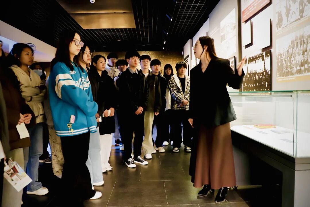 行走的思政课|牛牛游戏蒲公英青年讲习社赴留法勤工俭学纪念馆开展“行走的思政课”