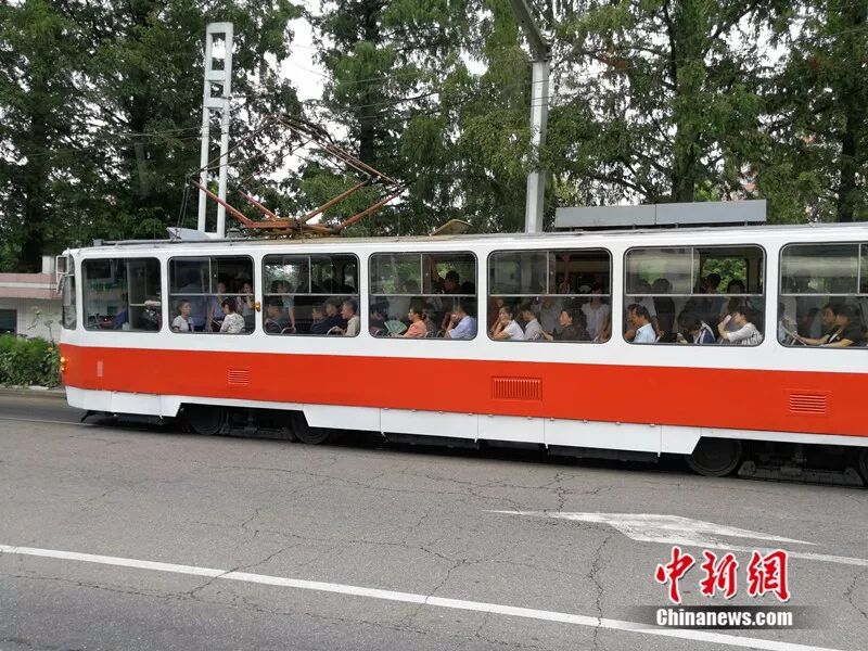 走进朝鲜：智能手机可上网 姑娘爱看《红高粱》