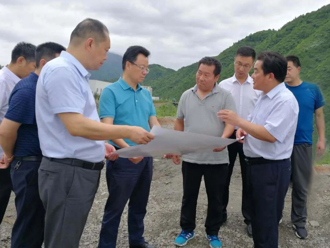 目标,扭住问题导向,目标导向,结果导向,建立"双周双长调度"工作机制