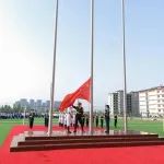 “温馨五月天，感恩母亲节”主题升旗仪式