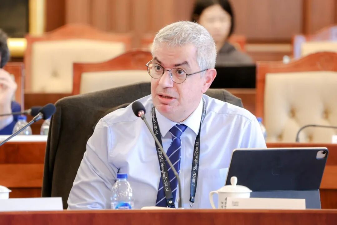 亚当・哈尼耶（Adam Hanieh）.jpg