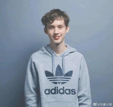 东方网娱乐|王俊凯易烊千玺为王源新歌打call 上海电影节7月25日开幕| 东小娱日爆社 2020.7.16