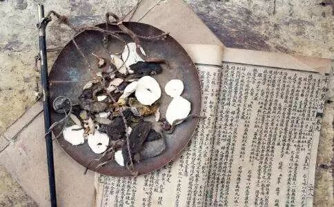 攻克糖尿病：中医治疗消渴症偏方7剂