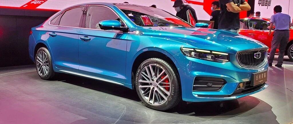 轴距两米八，近200匹马力，现场实拍吉利今年最重磅的轿车—星瑞！