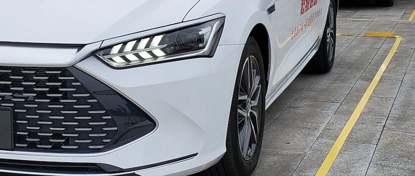 力挽狂澜，比亚迪超级混动发布！一箱油跑1245公里