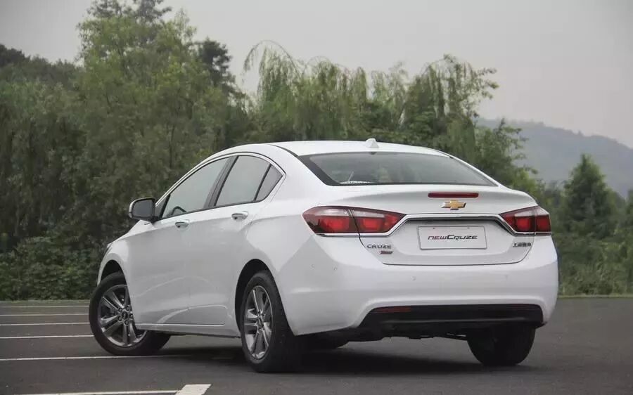 老款福特嘉年华三厢_长安福特04款嘉年华16_福特04老款嘉年华