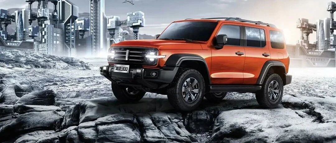 配3.0T和9AT，还有三把锁+大梁，这台车不愧叫“坦克”！