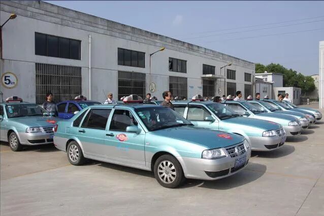 为什么出租车可以开几十万公里 家用车万公里就那么多毛病 Hi有料