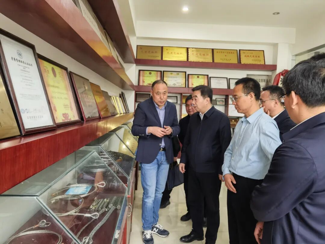 亢振峰带队赴江苏兴化围绕金属制品行业开展招商活动