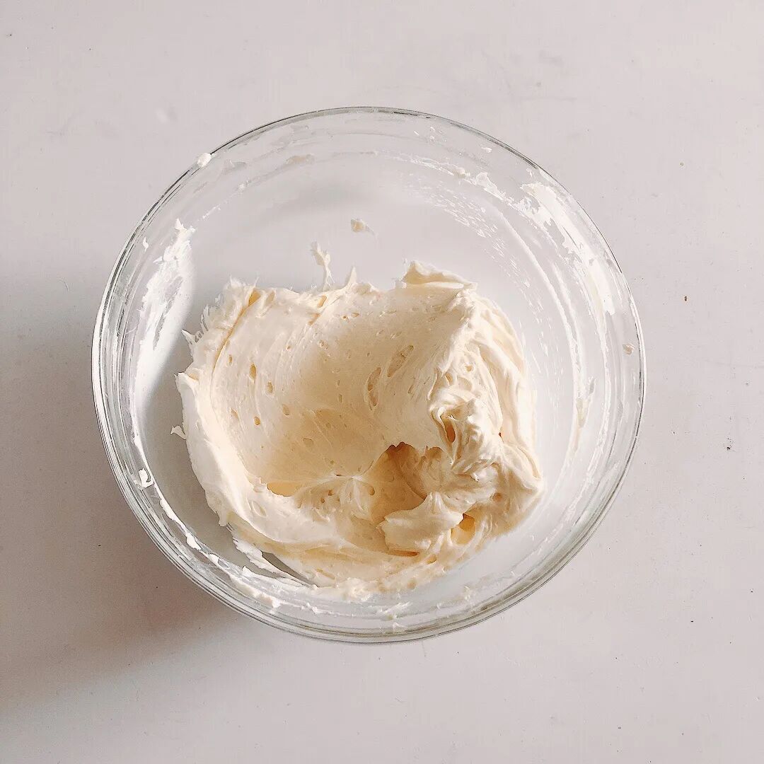 教程来啦!好看又好吃的红丝绒乳酪奶油草莓蛋糕