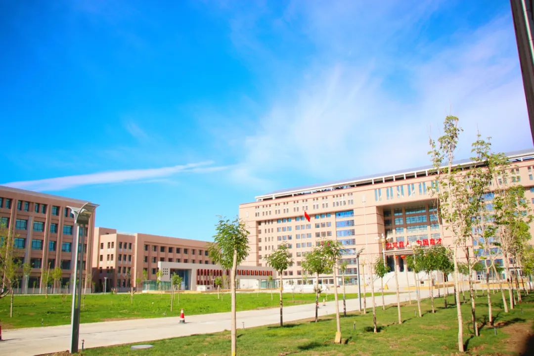 新疆大學(xué)醫(yī)學(xué)系分?jǐn)?shù)線_新疆大學(xué)醫(yī)學(xué)專業(yè)分?jǐn)?shù)線_新疆醫(yī)科大學(xué)分?jǐn)?shù)線