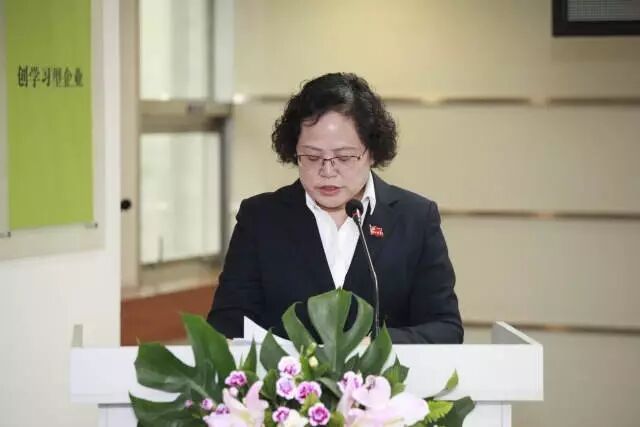 大战首季争上游 乘势而上正当时——中商集团月度例会