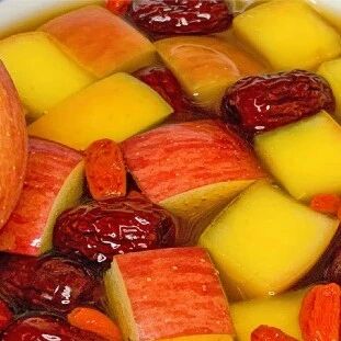 苹果不要直接吃了，放锅里煮一煮，营养丰富又解馋，作用太厉害了