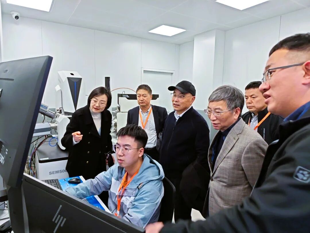 國內首套全國產(chǎn)蠕變電鏡系統，助力先進(jìn)結構材料研究創(chuàng  )新