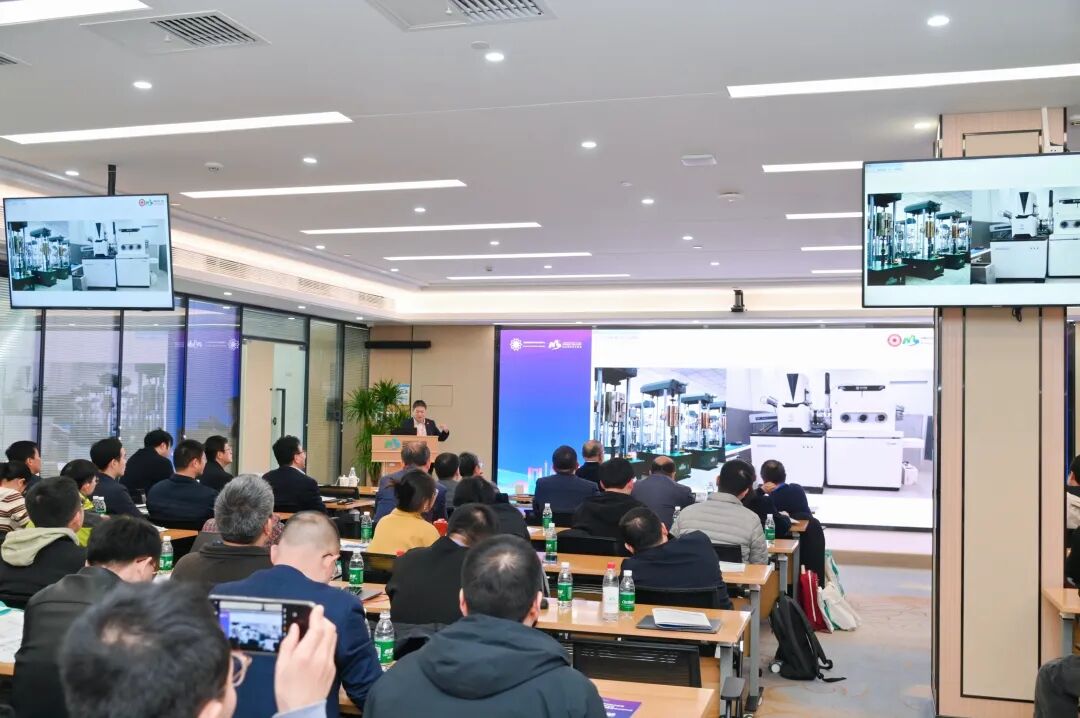 國內首套全國產(chǎn)蠕變電鏡系統，助力先進(jìn)結構材料研究創(chuàng  )新