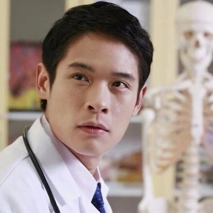 家属在会诊时偷偷录音，医生发现后直接拒绝手术！该不该？