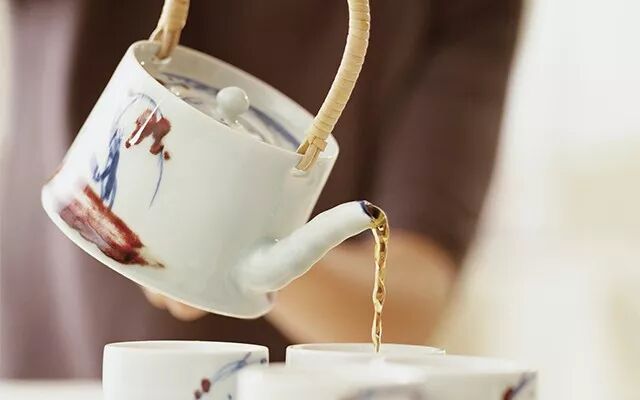 泡茶的“留根法”是什么意思？