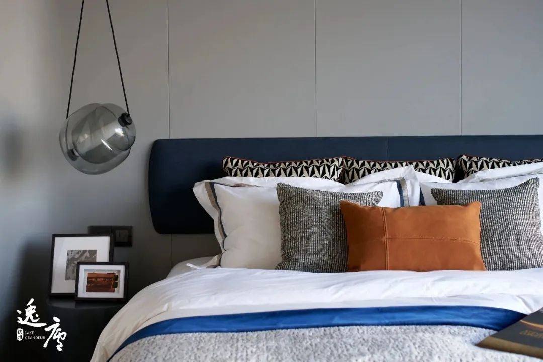 旋转门隔断_旋转门怎么装_旋转隔断的组成图解