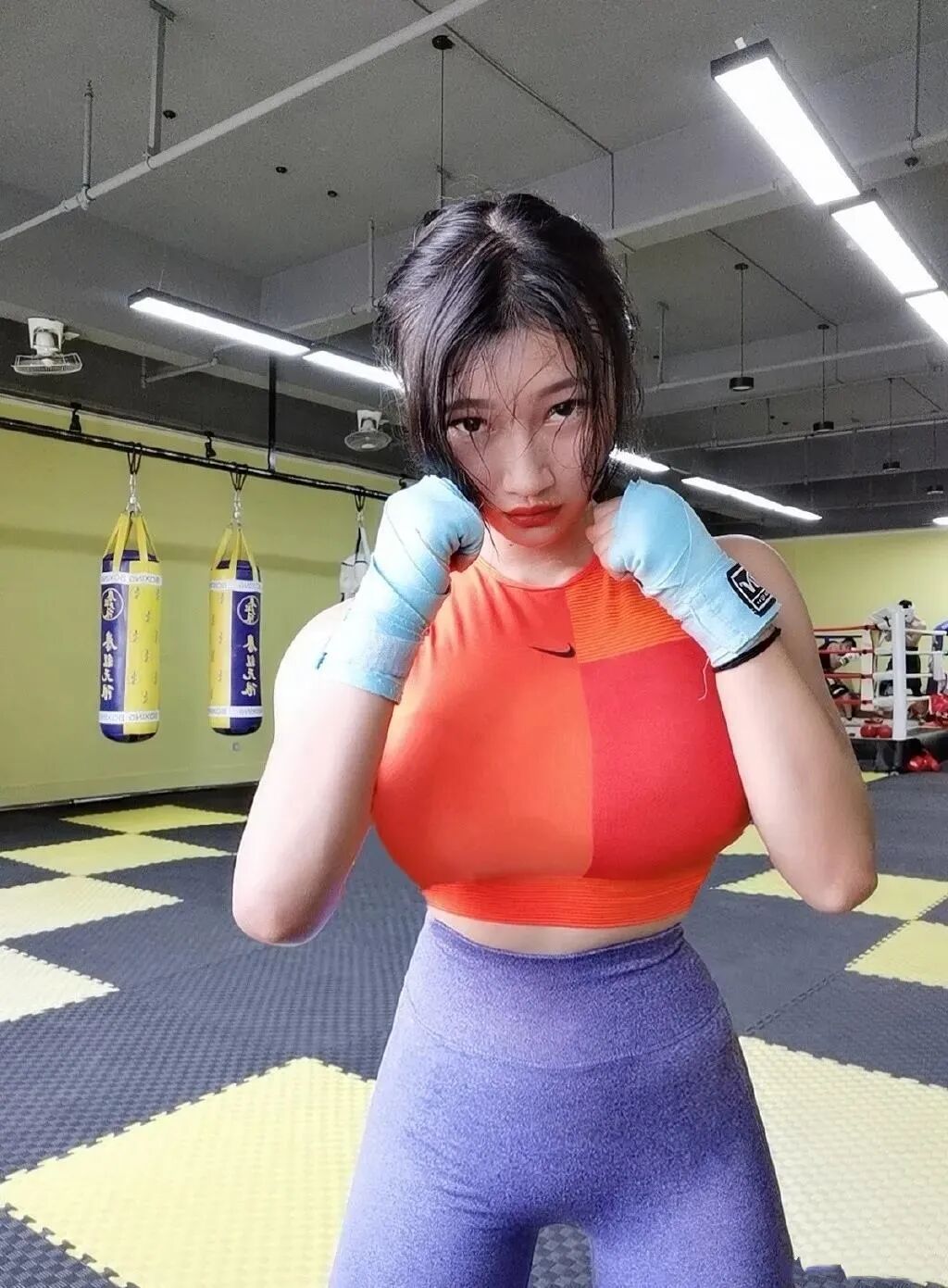 【美女】柳岩瑜伽分岩私照被爆，男粉们都不淡定了（组图） - 26