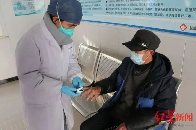 指脉氧监测是什么每个村卫生室配备指脉氧仪已到位！乡村医生：这下心里有底了！_https://www.jmylbn.com_新闻资讯_第4张