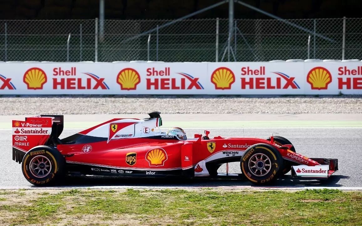 我们也可以在各个不同的角落看到壳牌的身影——从退役的历年f1赛车