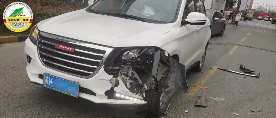 油门当刹车踩，一人送进ICU抢救！