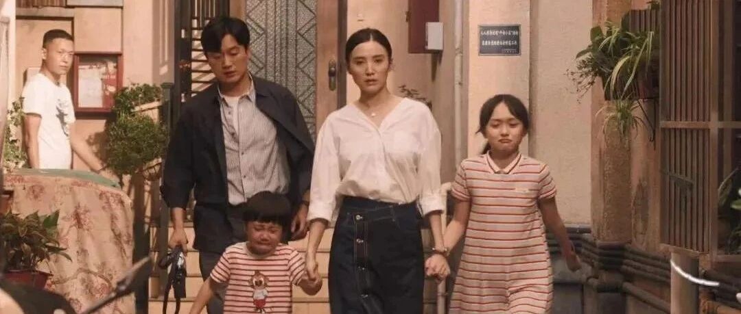 《小舍得》热播：张国立、蒋欣和宋佳，撕下了二婚家庭的遮羞布