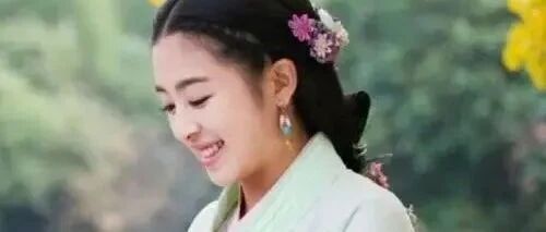 张含韵“被出轨”后手撕渣男：16年后，她终于洗白了？