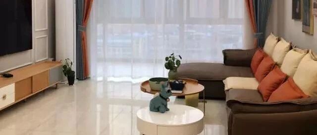 晒我三居室新房，全屋宽敞又明亮，衣柜里“藏”卫生间还是头次见