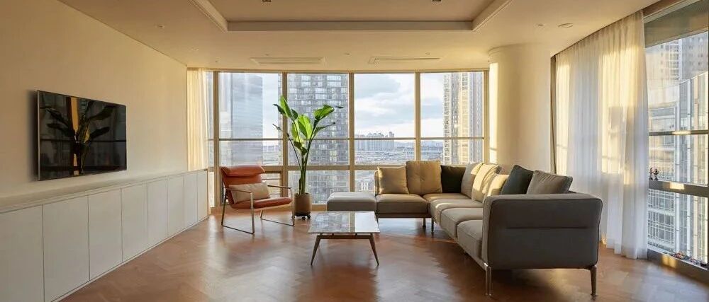 32岁女青年独居120㎡大房，坚持化繁为简，一个人更自由自在