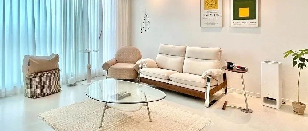 事实证明越简越显大，她家80㎡五脏俱全，看着比100㎡还宽敞明亮