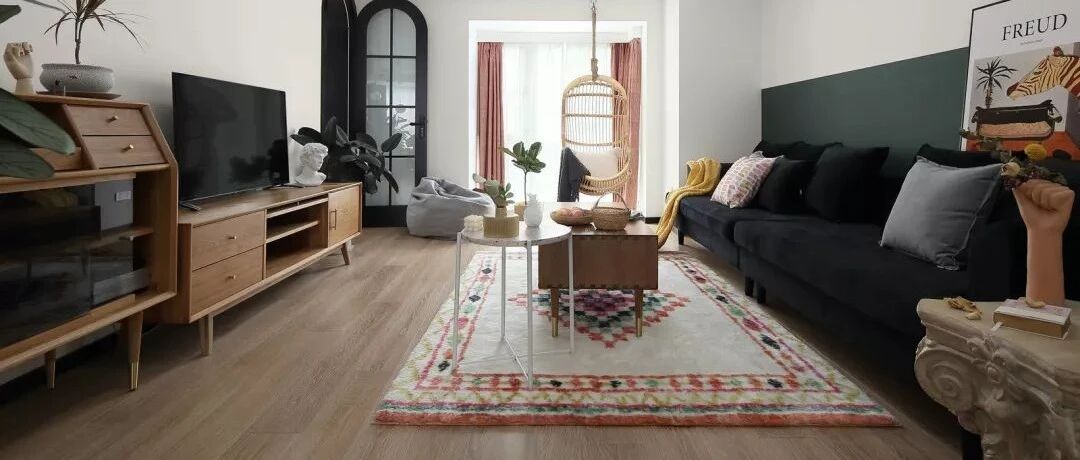 128平的现代北欧风三居室，深色调的设计也非常好看