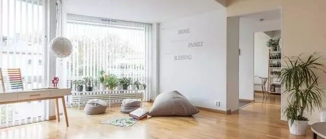 81平极简小户型，一进门就被迷住了，8㎡的入户花园！好看极了