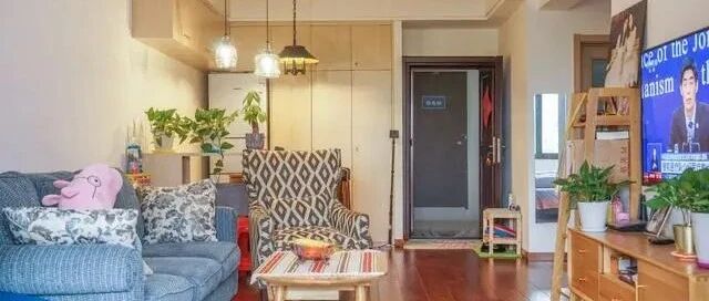 砸飘窗+包阳台，巧用二八收纳原则，82㎡两居室365天整洁如一日