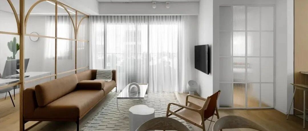 年轻妈妈坚持砸墙换玻璃，只刷大白墙，105㎡装出了简约大平层效果