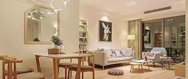 我家装修不繁华，可一进门就会被吸引，家居氛围太温馨舒适了