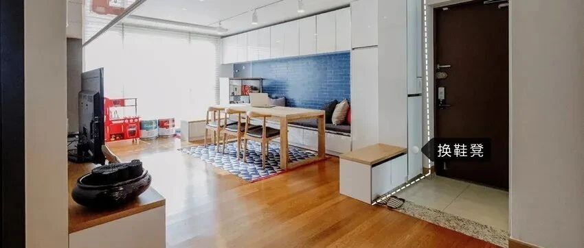 同样去客厅化，她却不买沙发坚定打卡座，83㎡比200㎡收纳强