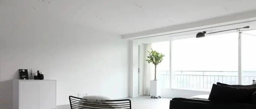 看了这套99㎡极简风，我才明白，家里越空无一物越高级舒适